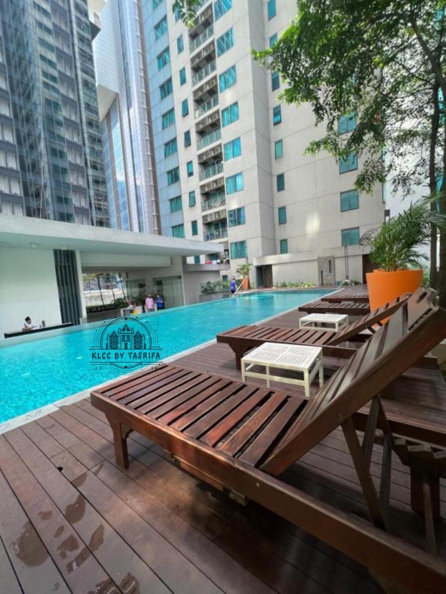 Mercu Summer Suites Klcc By Sweet Home Kuala Lumpur Kültér fotó